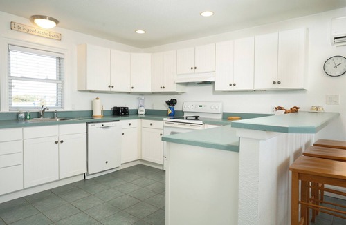 Ocracoke House | Outstanding Views of Pamlico Sound and Sunsets