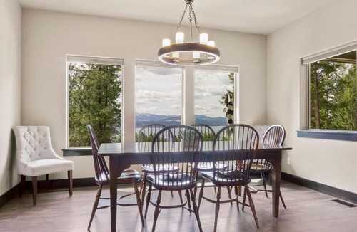 Coeur d'Alene Apartment | Overlooking Lake View 3 BRGame Room 12 guests