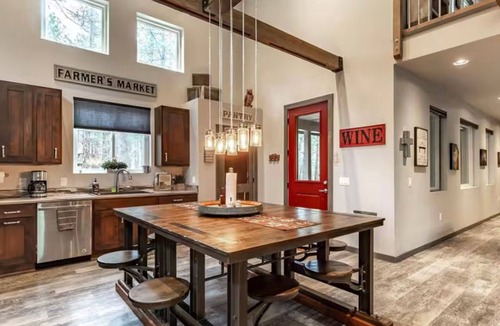 Williams House | Owl's Nest Tall Pines Retreat