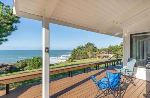 Albion House | Pacific Seascape