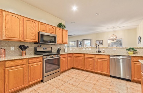 Rancho Bella Vista House | Pack it up Pack it in! San Tan Sparkling pool! 30 Night Min.