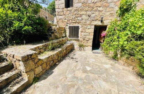 Pietrosella Apartment | Paisible Holidays For 4 Gîte 60 M With Garden !
