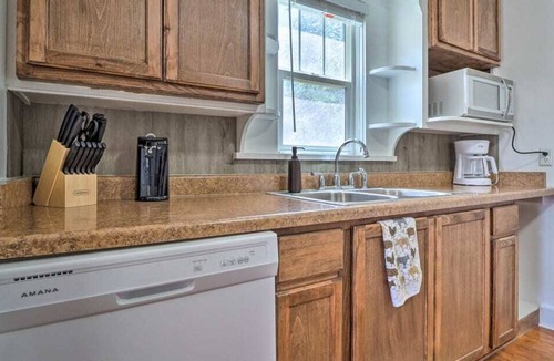 Joseph House | Paiute Trails, Fish Lake, Hot Springs, Otter Creek, Big Rock Candy Mtn