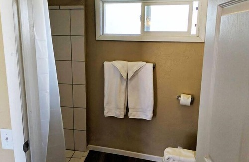 Marysvale Hotel | Paiute Trails Inn
