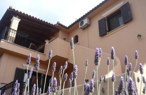 Zakynthos Apartment | Panmar Villa 5 minutes from Saint Nicholas beach
