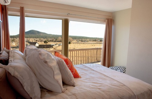 Flagstaff House | Panoramic Mountain Vista Ranch