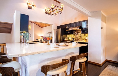 Elkhorn Village Condo | Panoramic Views! Designer`s Condo on Golf Course W/resort Amenities