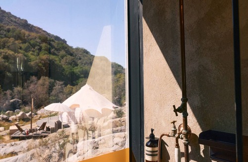 Three Rivers Apartment | Paradise Ranch Inn - Mindful Tent
