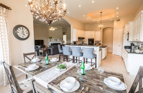 Paradise Valley Villa | Paradise Valley by AvantStay | Expansive Oasis w/Putting Green, Pool & Mtn Views