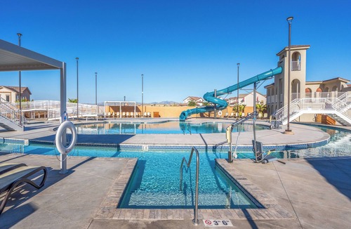 Washington House | Paseos Retreat: 2 Luxury Homes w/Pool, Hot Tubs, Game Rooms, & Resort Access
