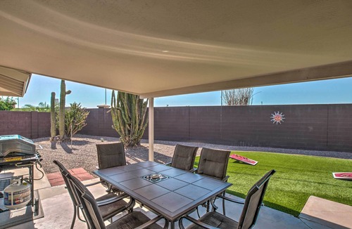 Litchfield Park House | Patio + Yard: Pet-Friendly Gem in Litchfield Park!