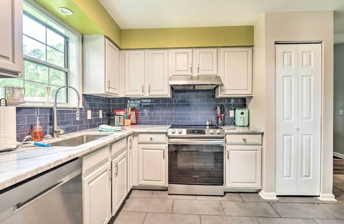 Laurel Bay House | Peaceful Beaufort Home w/Front Porch + Grill