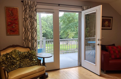 Vass House | Peaceful Horse Farm Retreat — private balcony and pasture views!