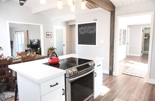 Flagstaff House | Peaceful Modern Farmhouse in the Woods