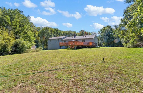 Preston House | Peaceful Private Home by Two Casinos in the Woods
