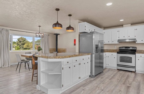 Eagle House | Peaceful, spacious home in Eagle