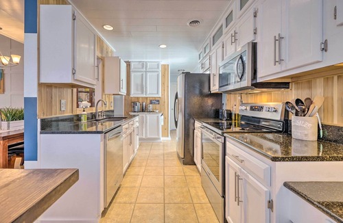 Myrtle Grove House | Peaceful Wilmington Home Near Beach & Downtown!