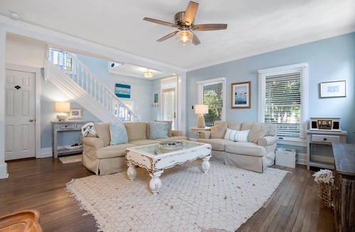 Cape Charles House | Peach Perfect Victorian Home with Gourmet Kitchen
