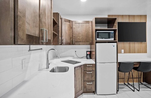 Safford Apartment | Peppertree Studios D7