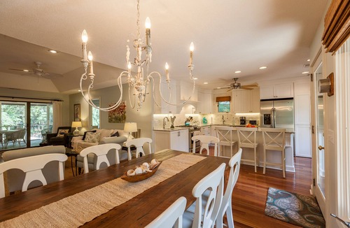 West Beach Cottage | Perfect cottage in popular Inlet Cove!