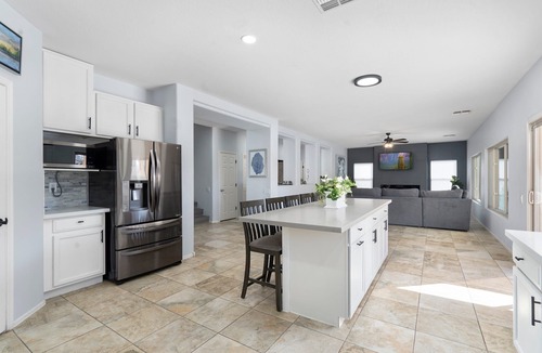 Coldwater Springs House | Perfect Extended Stay-Displaced Homeowners/Relo