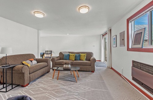Bayview Boat Rental | Perfect Space Float Home