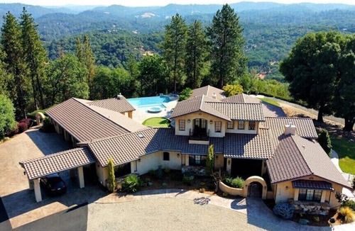 Cedar Ridge House | Perfect villa for family gatherings, and handicapped accessible. Fees included.
