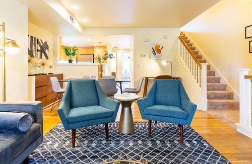 Willow Glen House | Pet-Friendly 3BR Townhouse in San Jose w/ Parking