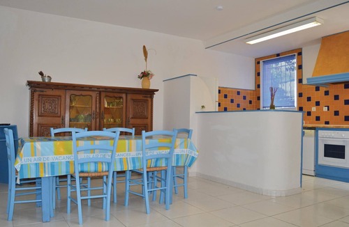 Talasani Apartment | Pet friendly apartment in Talasani