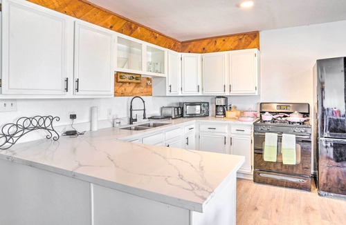 Chino Valley Cabin | Pet-Friendly Chino Valley Cabin w/Game Room!