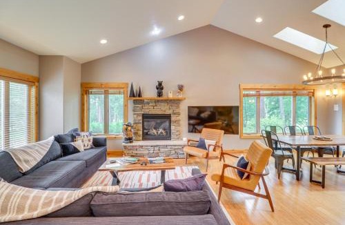 Columbia Falls House | Pet-Friendly Columbia Falls Home w/Gas Grill!