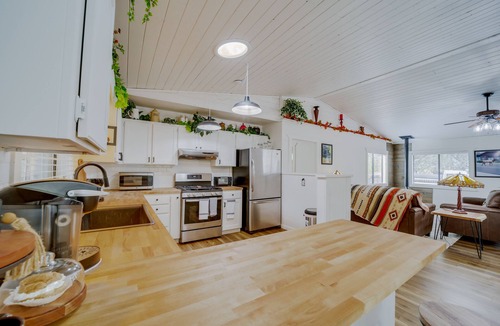 Payson Cabin | Pet-Friendly Payson Cabin w/Game Room!