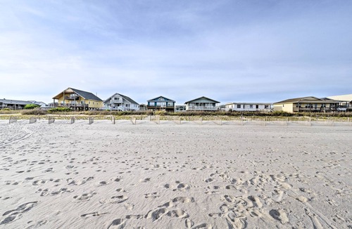 Holden Beach Cottage | Pet-friendly Second Row House Steps to Beach!