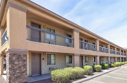 Tolleson Apartment | Pet-Friendly Studio | 5 Min to Hospital