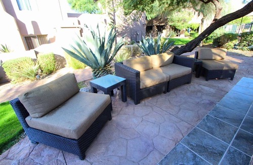 Village Vista Condo | Pet-Friendly Villa in Cave Creek w/Spa Patio