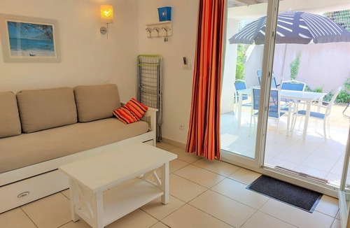 Lozari House | Petite Maison