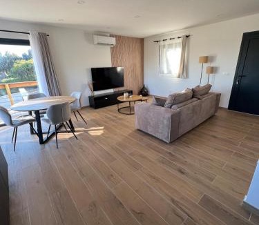 Sisco House | Petite villa cocooning