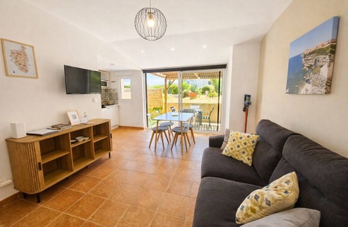 Serra-di-Ferro Villa | Petite villa résidence calme* wifi, clim, lave linge, piscine, mer à pied