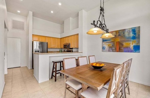 La Quinta Condo | PGA West | Panoramic Golf Course & Mountain Views | Pet-Friendly Gated Courtyard