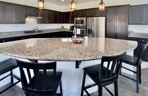 Friant House | Philía Lake House - Casino, Golf Course & Trails
