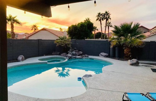 Mountain Park Ranch House | Phoenix/Ahwatukee Resort House w/Pool & Jacuzzi