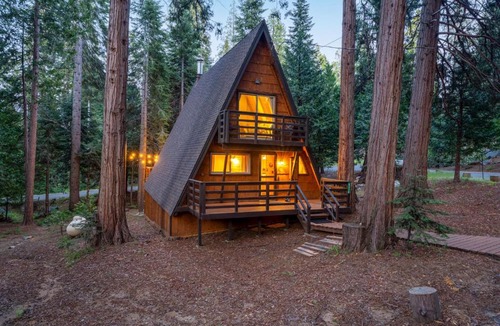 Sierra Cedars House | Pine Haus-Remodeled Family A-Frame