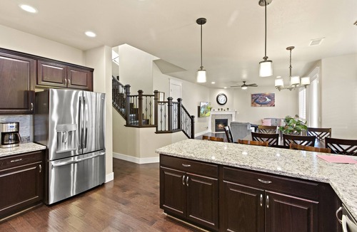 Flagstaff House | Ping pong, 4 bdrm, family friendly, AC, crib, 5 min to downtown