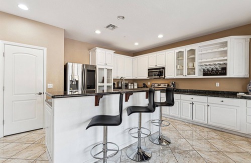 Westwing Mountain House | Pinnacle Breeze-Private Backyard-Mins to Six Flags