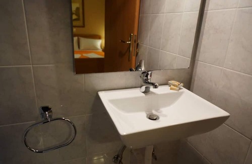 Symi House | Pinotsi Room 4- Double bed