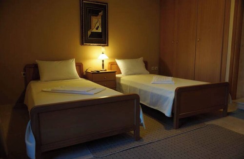 Symi House | Pinotsi Room 5 -2 single