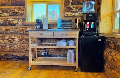 Torrey Cabin | Pioneer Cabin South at Lion Mountain Retreat, Acres Surrounded by Public Land