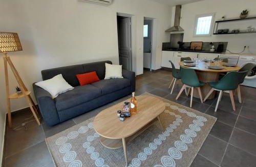 Santa Giulia House | Plages à 7 min- Villa MAORA, piscine & calme proche Porto-Vecchio