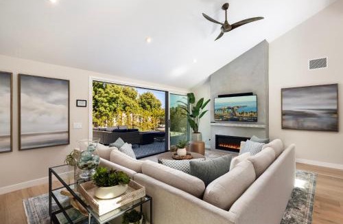 The Mesa House | Playa Vida