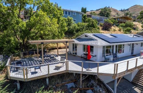 Lyle House | Point Lyle home